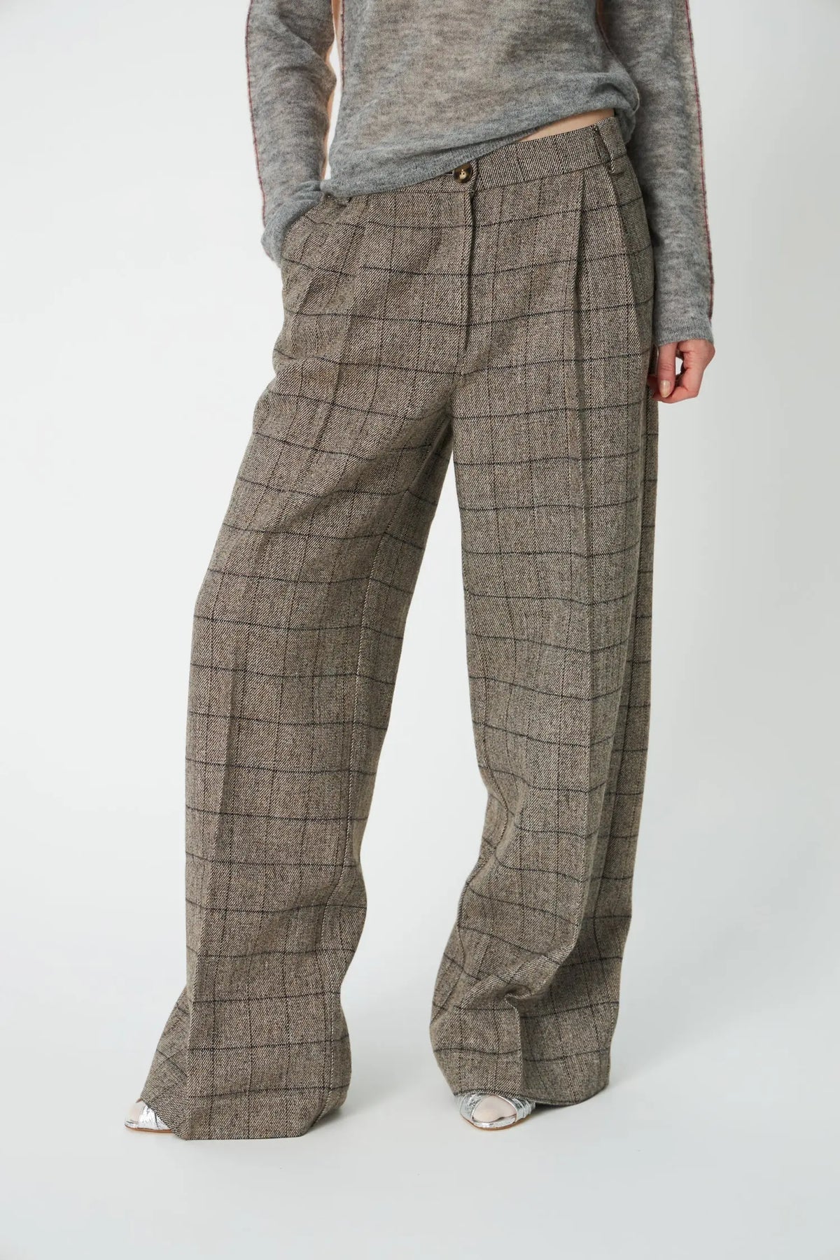 Oversized Low-waist Suiting Pants - Warm grey mélange