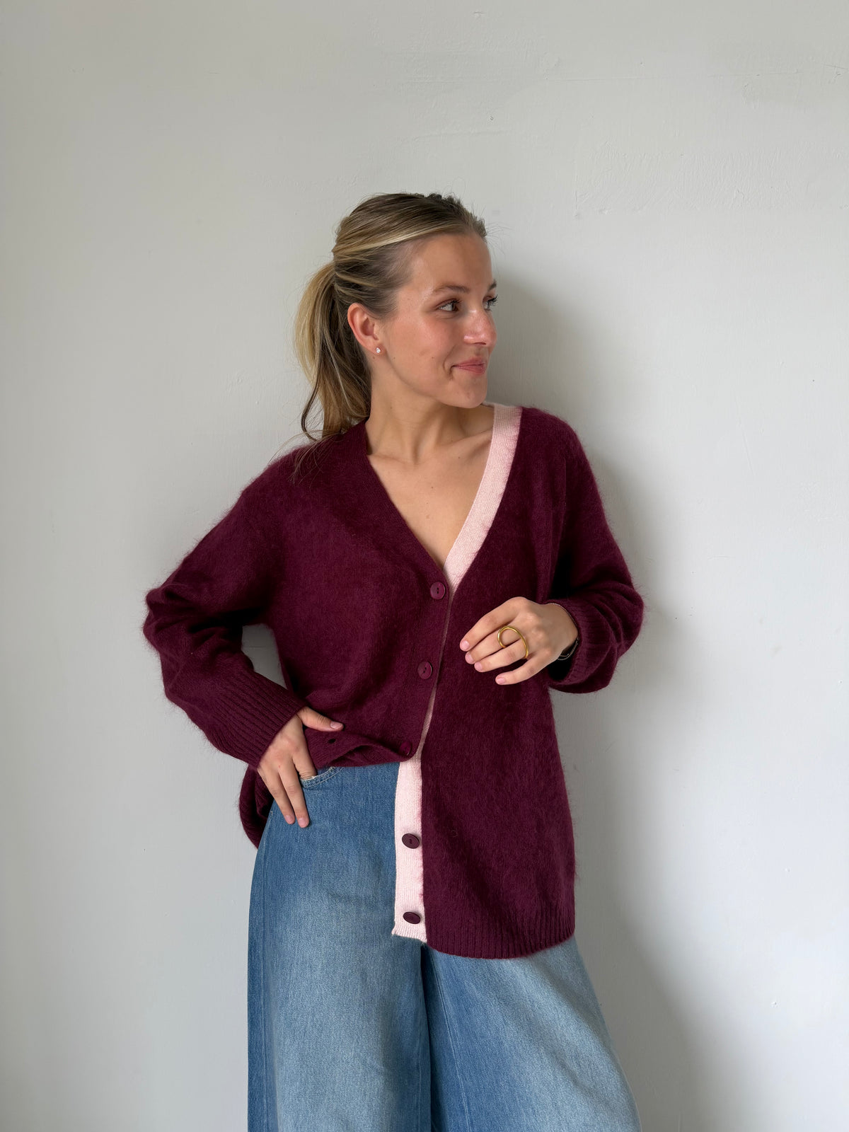 Nina Cardigan Burgundy