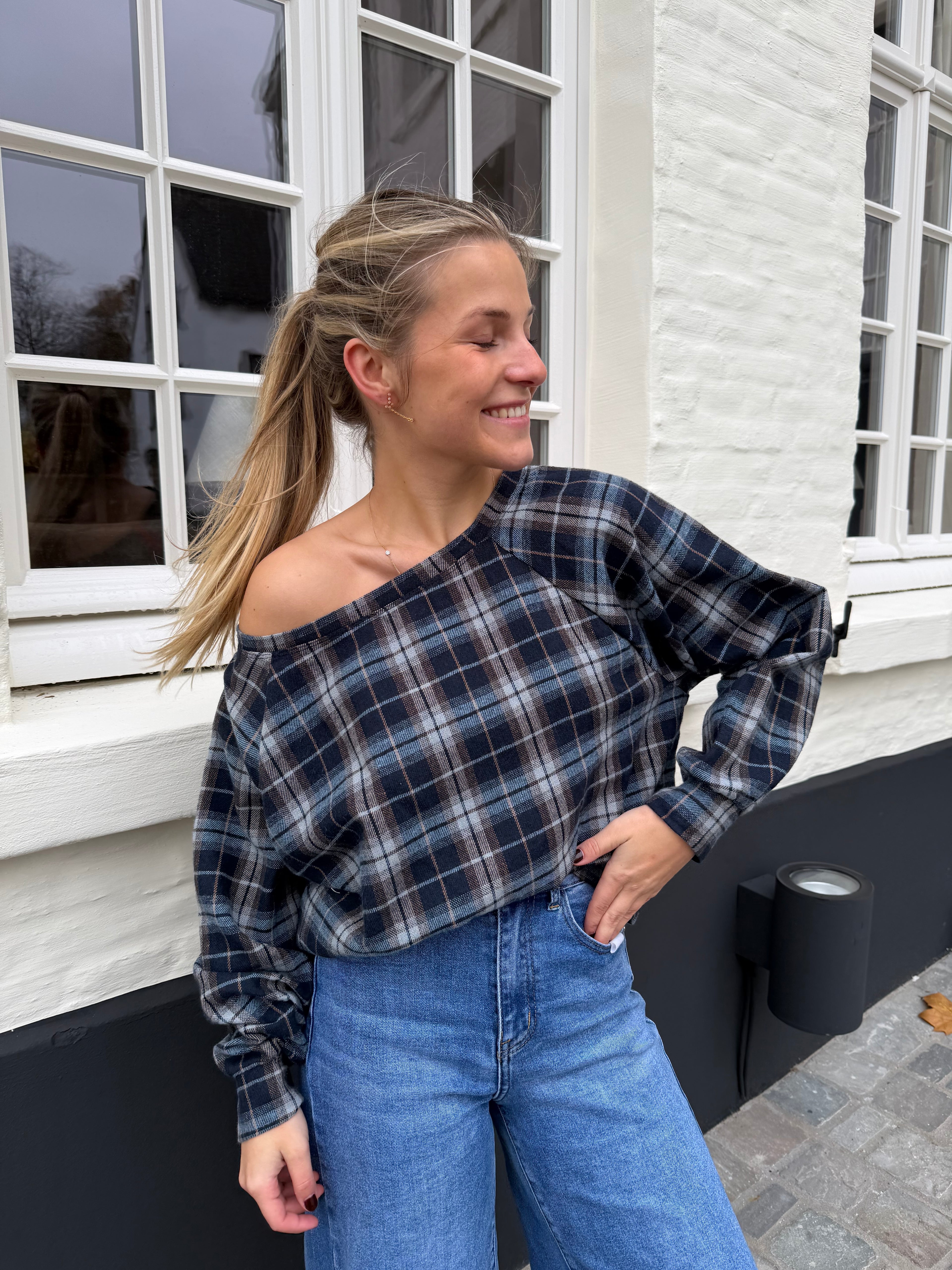 Alexine Top Marine PREORDER