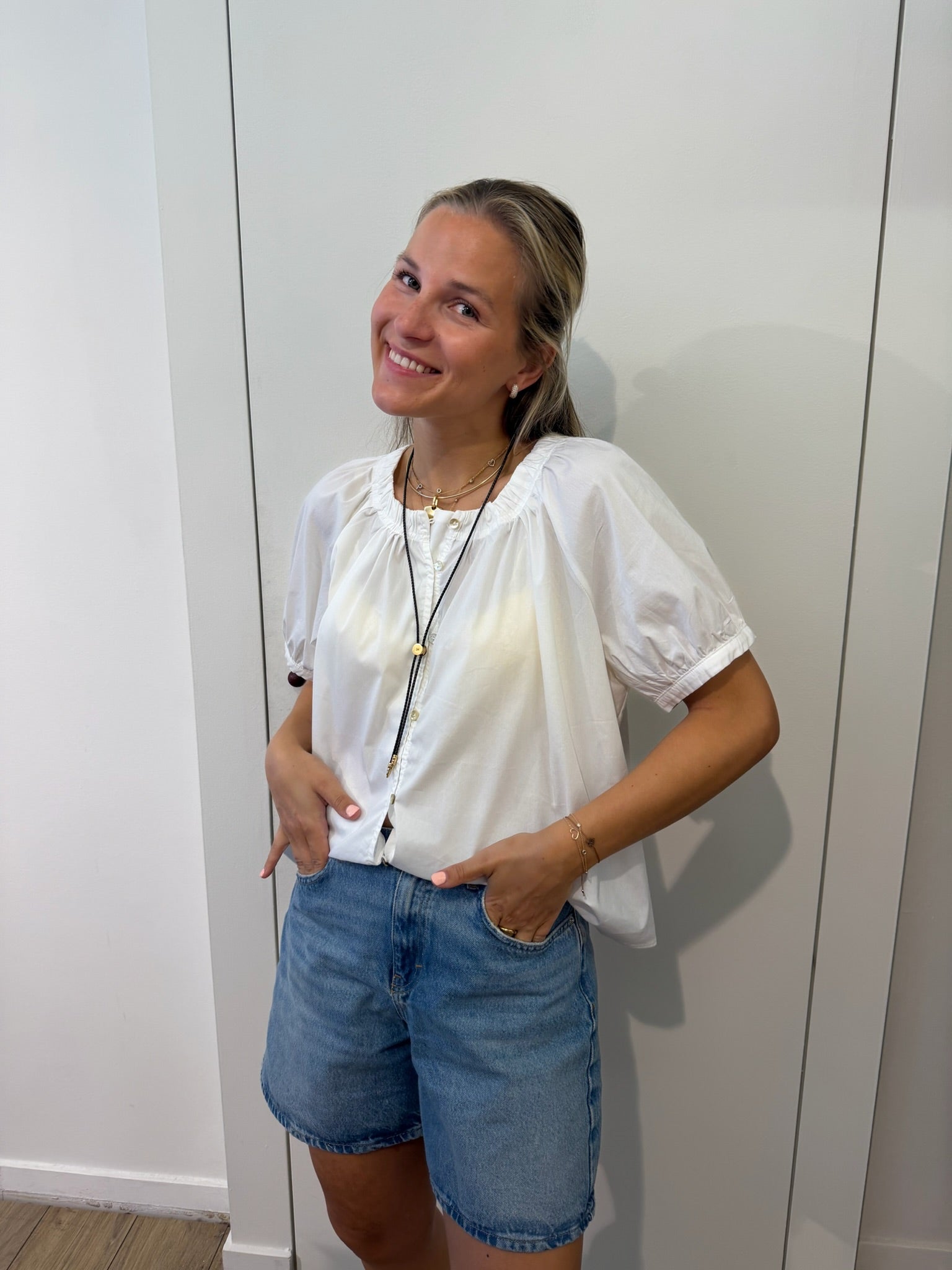 Leo Blouse