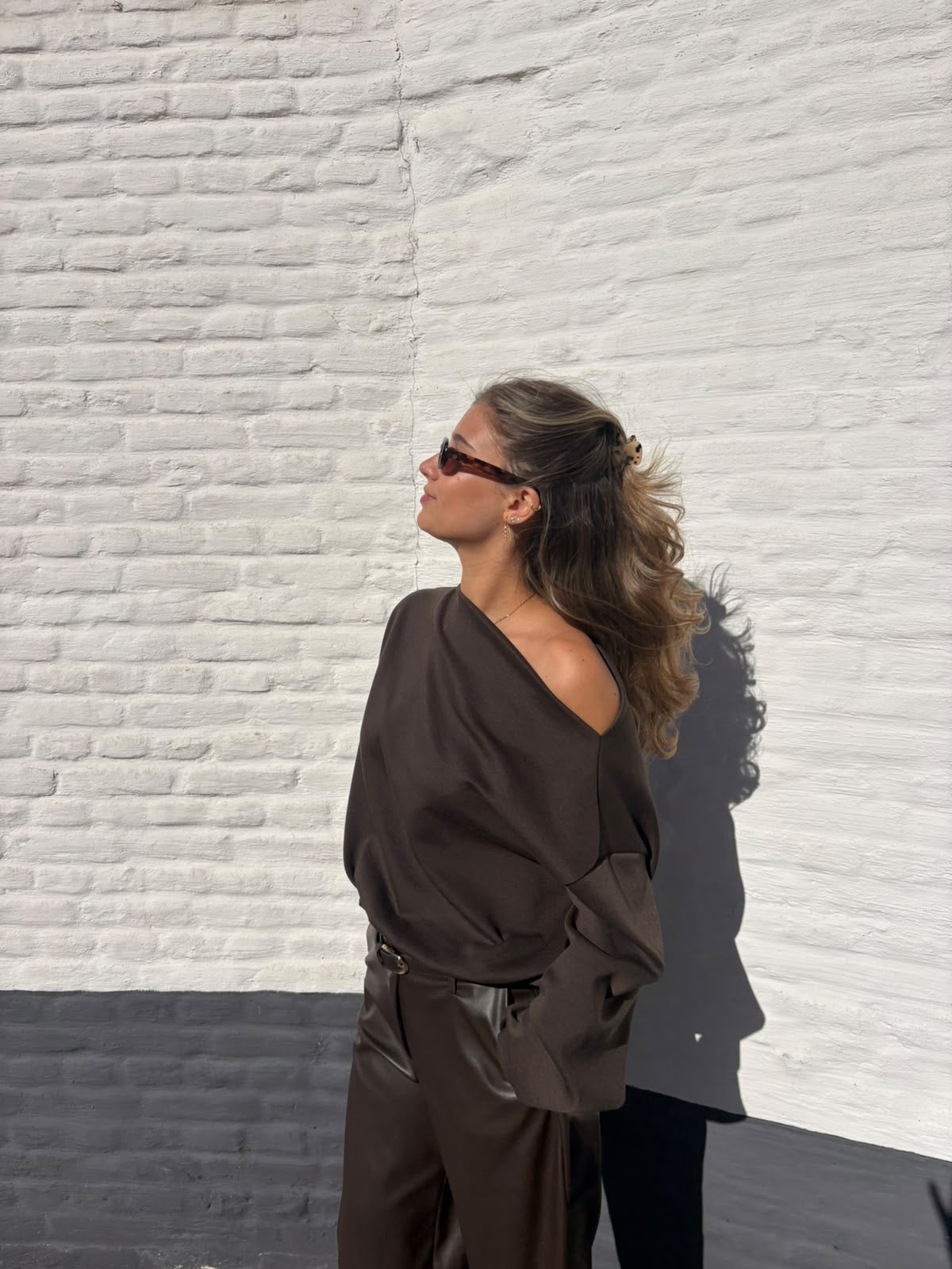 José Off Shoulder Knit Brown