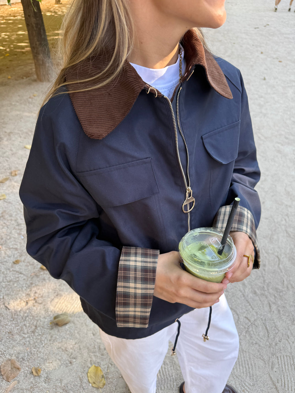 Lucy Vest Marine