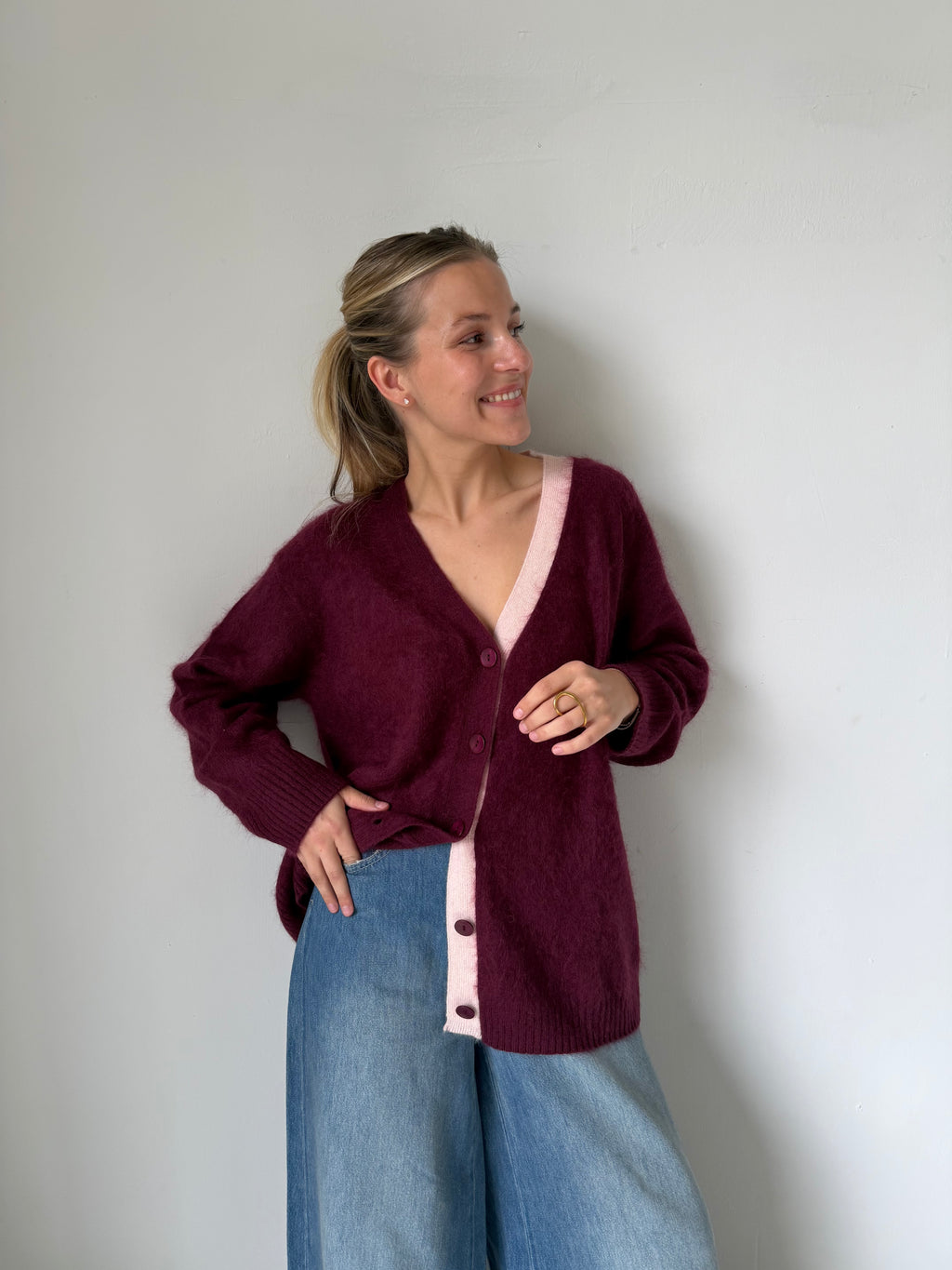 Nina Cardigan Burgundy