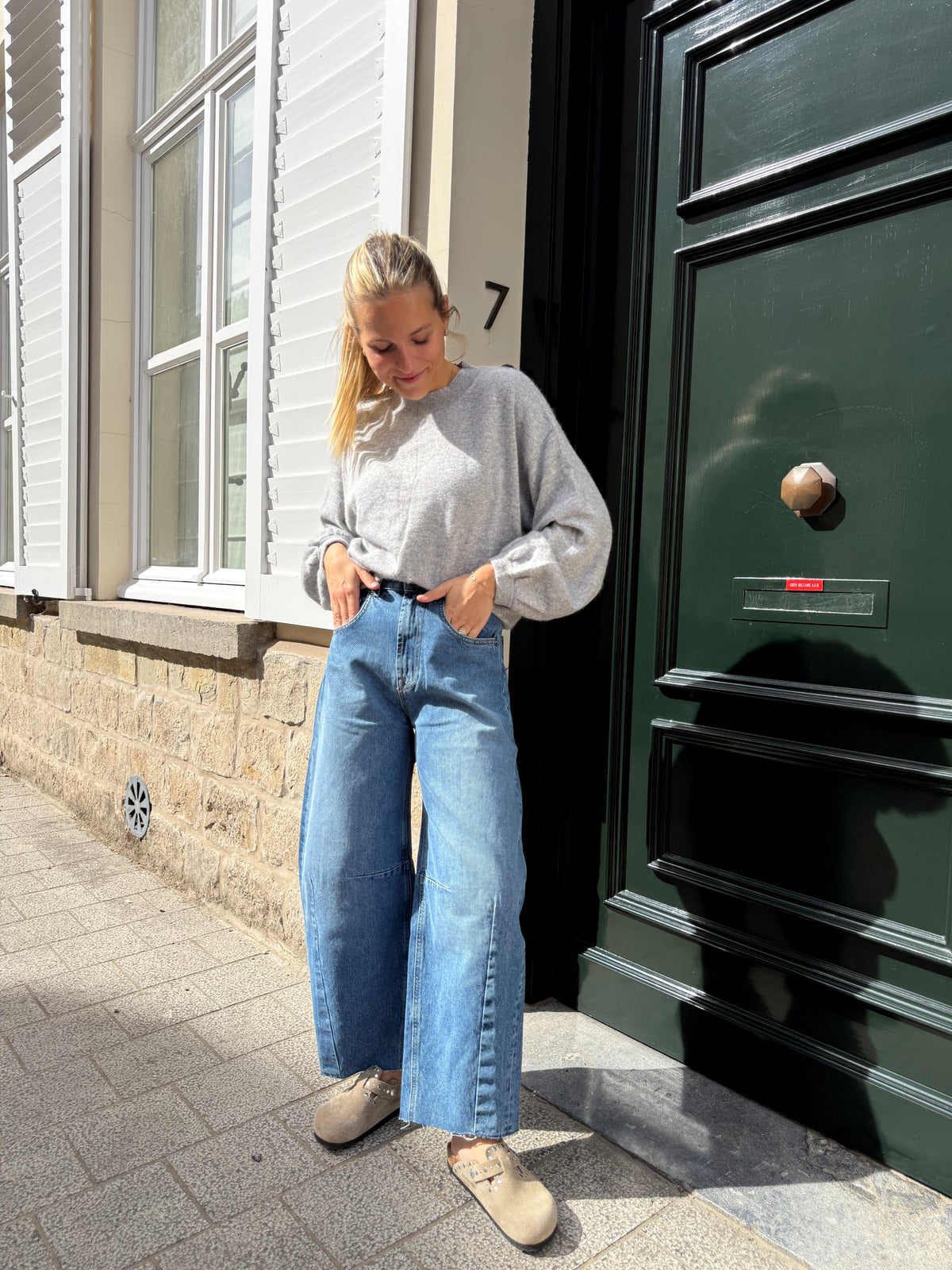 Delia Balloon Jeans